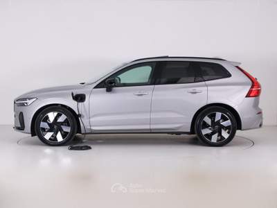 Volvo XC60 PLUG IN  ULTRA DARK AWD AUT **SOSPENSIONI PNEUMATICHE E  SEDILI VENTILATI** Argento usata Bassano del Grappa