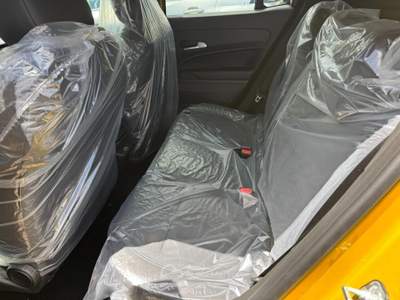 Jeep Avenger mhev summit 1.2 100cv dct mhev Giallo usata Fisciano
