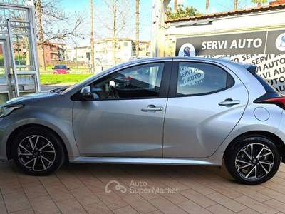 Toyota Yaris Yaris 1.5 Hybrid 5 porte Style Grigio usata Casoria