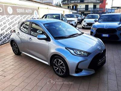 Toyota Yaris Yaris 1.5 Hybrid 5 porte Style Grigio usata Casoria