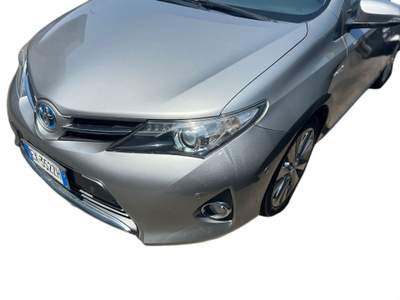 Toyota Auris Hybrid Lounge Grigio usata Palermo