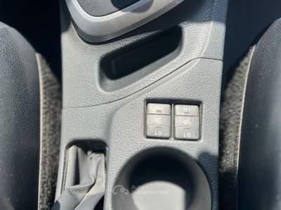 Toyota Auris Hybrid Lounge Grigio usata Palermo