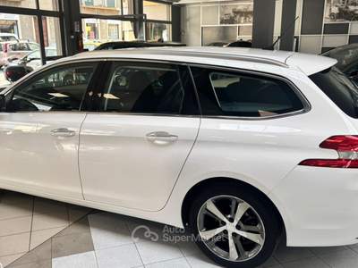 Peugeot 308 308 5p 1.6 bluehdi Allure s&s 120cv autom usata Giaveno
