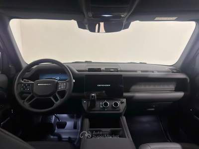 Land Rover Defender D200 AWD Auto 110 X-Dynamic SE Verde usata Novara