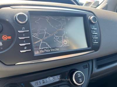 Toyota Yaris Yaris 5p 1.5h Active Plus Bianco usata Varese