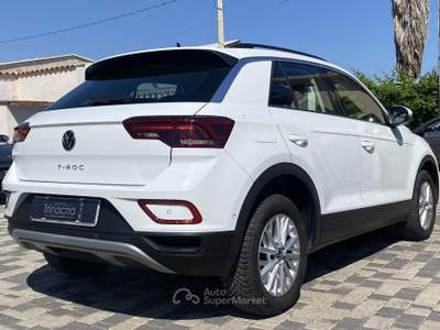 Volkswagen T-Roc Life 2.0 TDI 116 CV Bianco usata Borgetto
