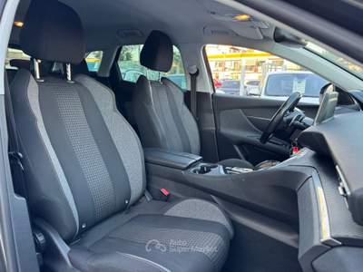 Peugeot 3008 BlueHDI 130 EAT8 S&S Business Verde usata San Giuseppe Vesuviano
