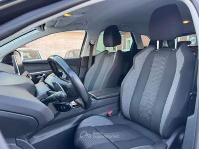 Peugeot 3008 BlueHDI 130 EAT8 S&S Business Verde usata San Giuseppe Vesuviano