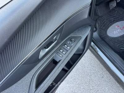 Peugeot 3008 BlueHDI 130 EAT8 S&S Business Verde usata San Giuseppe Vesuviano