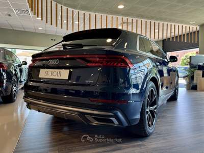 Audi Q8 50 TDI 286cv quattro tiptronic Sport Blu/Azzurro usata Foligno