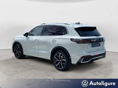 Volkswagen Tiguan 2.0 TDI SCR R-Line Plus DSG Bianco usata Lerici