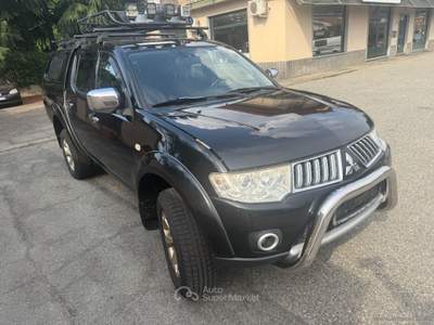 Mitsubishi L200 L200 2.5 DI-D/178CV DC Intense Plus Nero usata Rivalta di Torino
