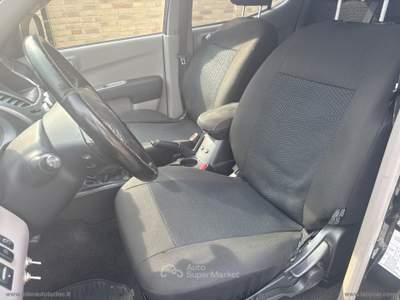 Mitsubishi L200 L200 2.5 DI-D/178CV DC Intense Plus Nero usata Rivalta di Torino