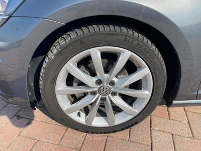 Volkswagen Golf 5p. Highline BlueMotion usata Brusnengo