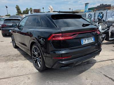 Audi Q8 286 CV quattro tiptronic Sport usata Pompei