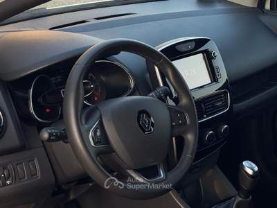 Renault Clio 1.2 75 CV 5p. Intens Bianco usata Casarano