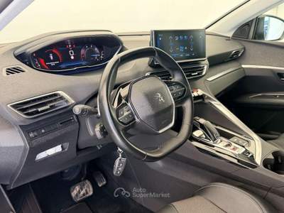 Peugeot 3008  1.5 bluehdi Allure Pack 130cv eat8 Bianco usata Sant'Anastasia
