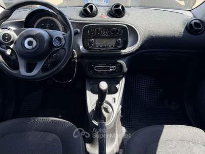 Smart ForFour  1.0 Passion 71cv Nero usata Sant'Anastasia