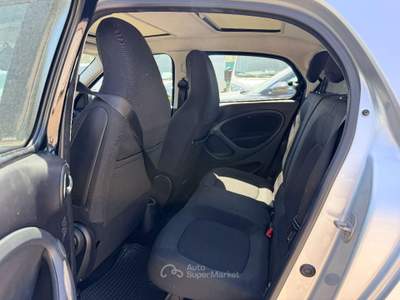 Smart ForFour  1.0 Passion 71cv Nero usata Sant'Anastasia