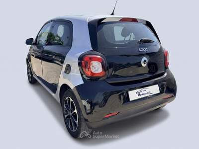 Smart ForFour  1.0 Passion 71cv Nero usata Sant'Anastasia