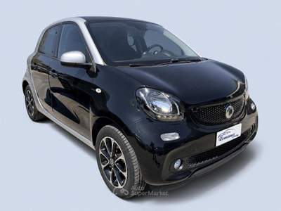 Smart ForFour  1.0 Passion 71cv Nero usata Sant'Anastasia