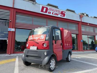 Aixam Mega MULTITRUCK! PATENTE AM! Rosso usata Codroipo