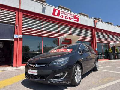 Opel Astra Sports Tourer 1.7 cdti Elective 130cv, LEGGERMENTE GRANDINATA! Nero usata Codroipo