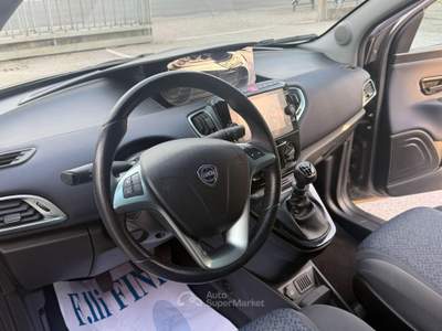 Lancia Ypsilon Ypsilon 1.0 FireFly 5p.S&S Hyb. Platino Grigio usata San Giorgio di Piano