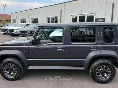 Suzuki Jimny 5p 1.5 GLX 4wd allgrip autom. CARPLAY/LED/TELECAMERA * promo fin Grigio usata Verona