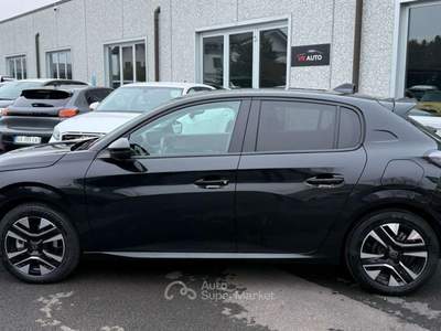 Peugeot 208 1.2 hybrid Allure 110cv e-dcs 6 Nero usata Verona