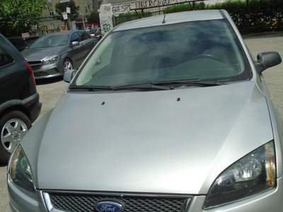 Ford Focus  5p 1.6 tdci 90cv Giallo usata Roma