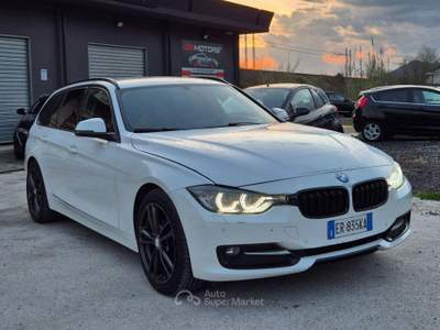 BMW Serie 3 320d 320d Sport usata Venafro