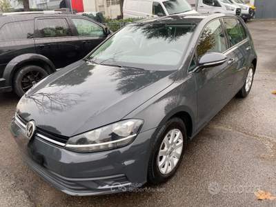 Volkswagen Golf 1.6 TDI 90 CV 5p. Trendline BlueMo usata San Lazzaro di Savena