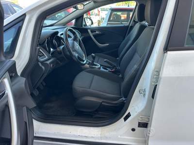 Opel Astra Sports Tourer Elective usata Pieve di Cento