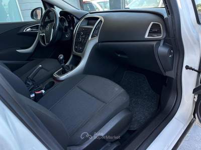 Opel Astra Sports Tourer Elective usata Pieve di Cento