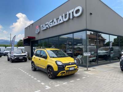 Fiat Panda Panda 1.2 City Cross s&amp;s 69cv my19 usata Pinerolo