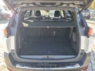 Peugeot 5008 5008 1.5 bluehdi GT Line s&amp;s 130cv 7p.ti eat8 my21 Oro usata Scarmagno