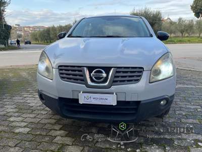 Nissan Qashqai 1.5 dci Tekna Grigio usata San Giorgio del Sannio