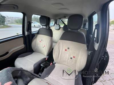 Fiat Panda 1.2 Lounge 69cv GPL Nero usata San Giorgio del Sannio
