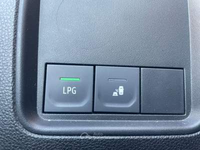 Dacia Duster 1.0 tce Journey UP Gpl 4x2 100cv (PROMO) Grigio usata Milano