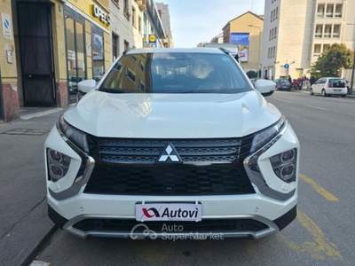 Mitsubishi Eclipse Cross 2.4 phev Instyle s-awc (PROMO) Bianco usata Milano
