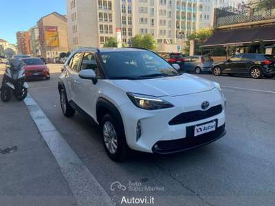 Toyota Yaris Cross 1.5h Active fwd 116cv e-cvt (PROMO) Bianco usata Milano