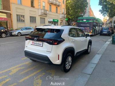 Toyota Yaris Cross 1.5h Active fwd 116cv e-cvt (PROMO) Bianco usata Milano