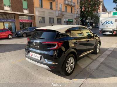 Renault Captur 1.6 E-Tech hybrid Intens 145cv auto (PROMO) Nero usata Milano