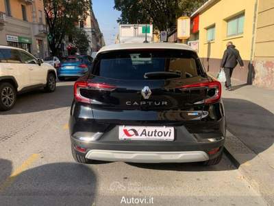Renault Captur 1.6 E-Tech hybrid Intens 145cv auto (PROMO) Nero usata Milano