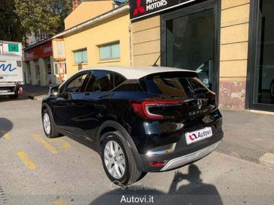 Renault Captur 1.6 E-Tech hybrid Intens 145cv auto (PROMO) Nero usata Milano