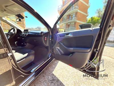 Mercedes-Benz Classe B CDI BlueEfficiency Executive Nero usata Roma