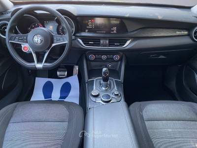 Alfa Romeo Stelvio 2.2 160 cv *Sport Tech *Rwd *Gomme 4 stagioni Nero usata Biassono