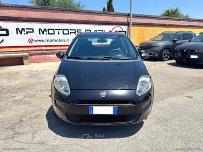 Fiat Punto PUNTO STREET 1.2 69CV Nero usata Bari