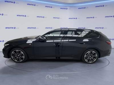 BMW Serie 5 520d 520d 48v Xdrive Touring Msport Pro Nero usata Cassola